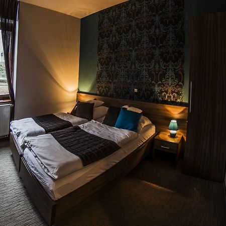 Belvarosi Vendeghaz Hotell Szekszárd Exteriör bild